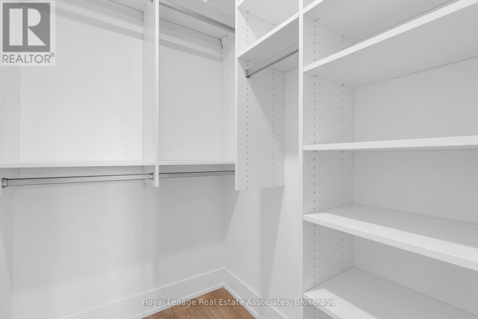 421 - 259 The Kingsway, Toronto (Edenbridge-Humber Valley), Ontario  M9A 0G2 - Photo 18 - W12477191