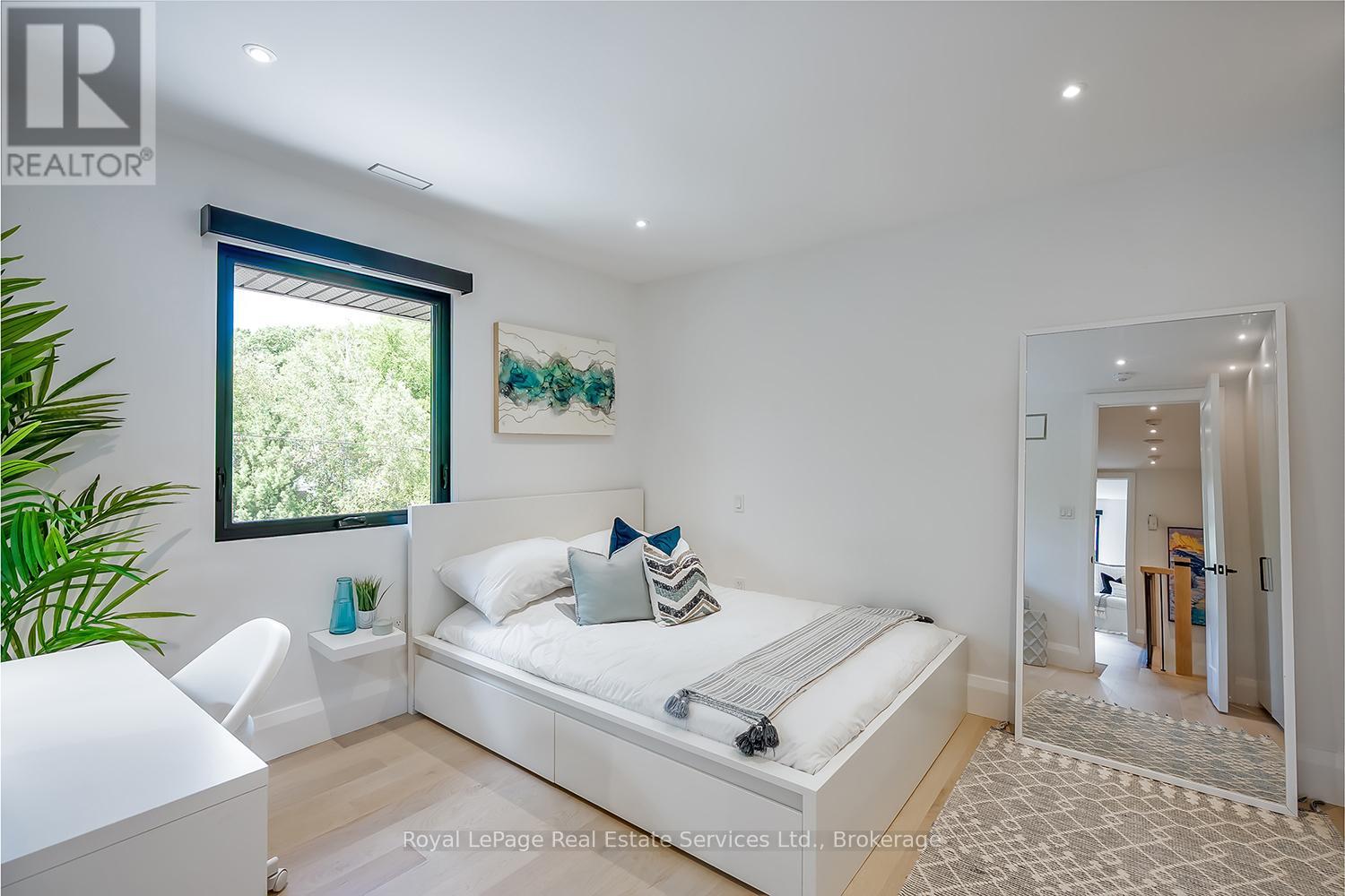 111 Judith Crescent, Hamilton, Ontario  L9G 1L3 - Photo 18 - X12761042