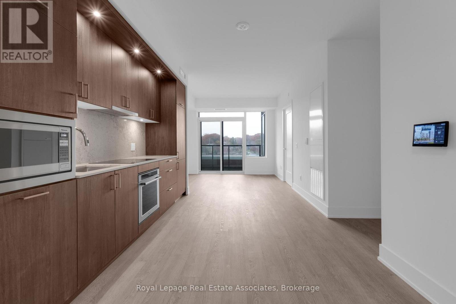 615 - 259 THE KINGSWAY, Toronto, Ontario