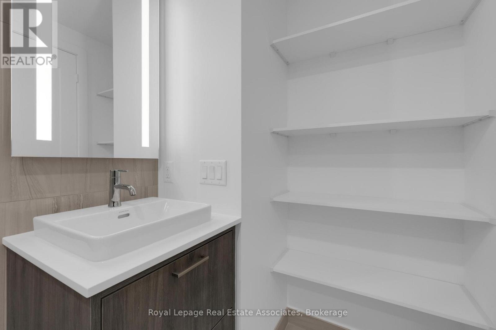 615 - 259 The Kingsway, Toronto (Edenbridge-Humber Valley), Ontario  M9A 0G2 - Photo 18 - W12595672