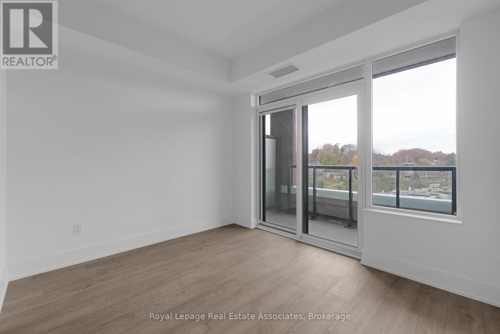 615 - 259 The Kingsway, Toronto (Edenbridge-Humber Valley), Ontario  M9A 0G2 - Photo 8 - W12595672