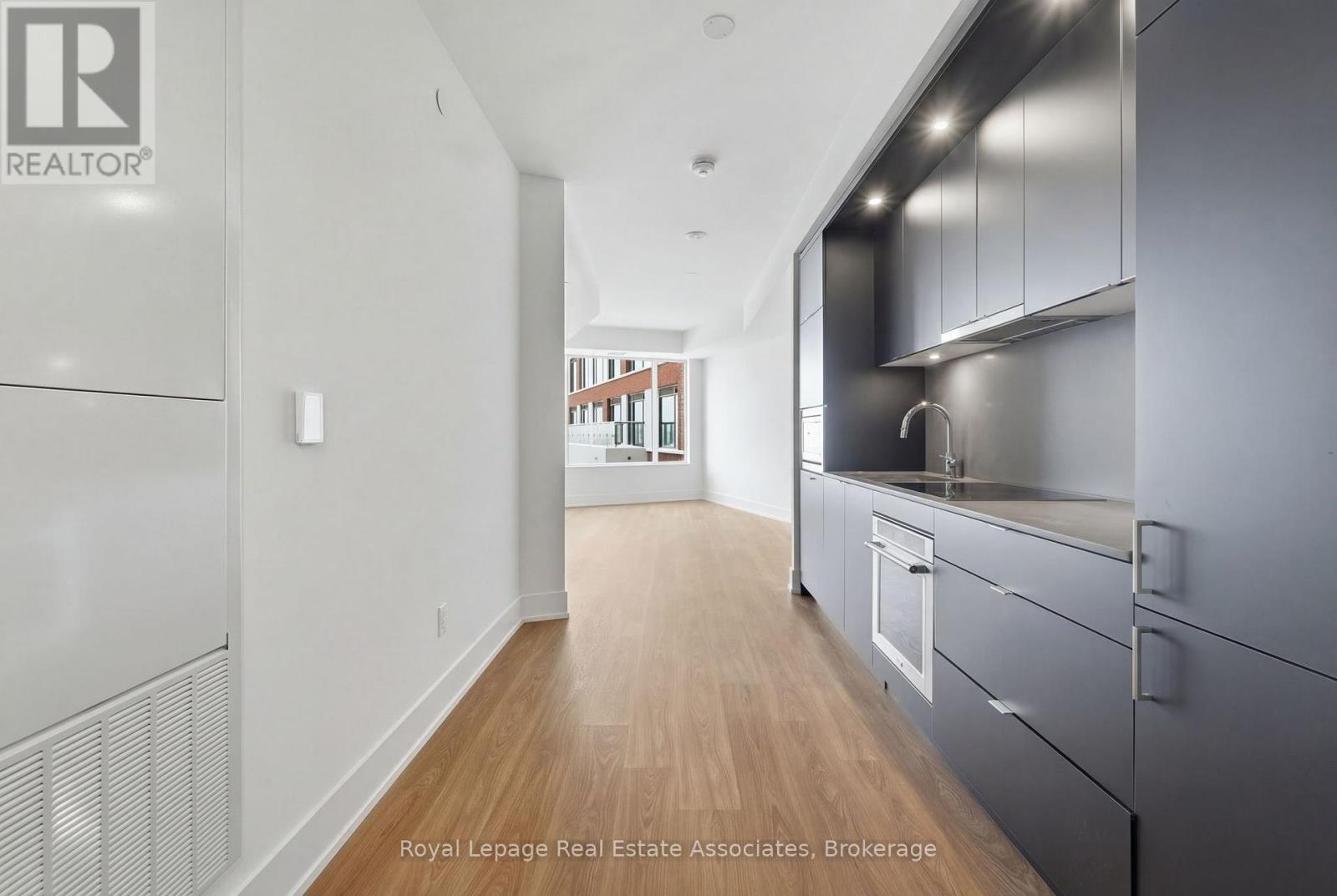 630 - 259 THE KINGSWAY, Toronto, Ontario