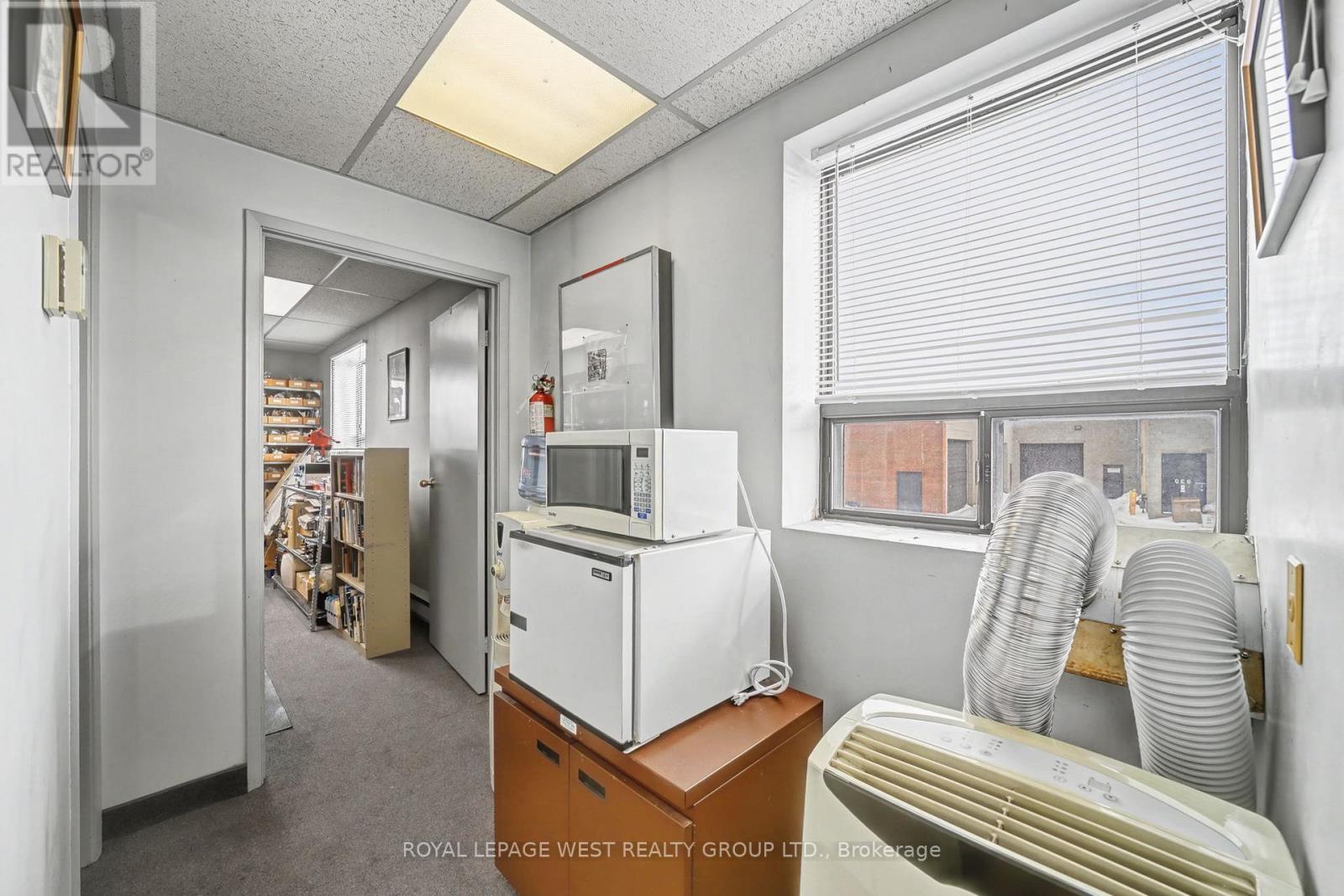 1 - 2 Steinway Boulevard, Toronto, Ontario  M9W 6J8 - Photo 16 - W12761166