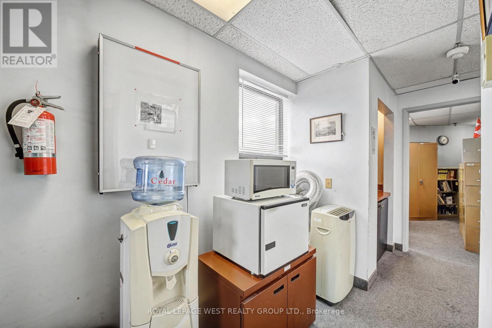 1 - 2 Steinway Boulevard, Toronto, Ontario  M9W 6J8 - Photo 18 - W12761166