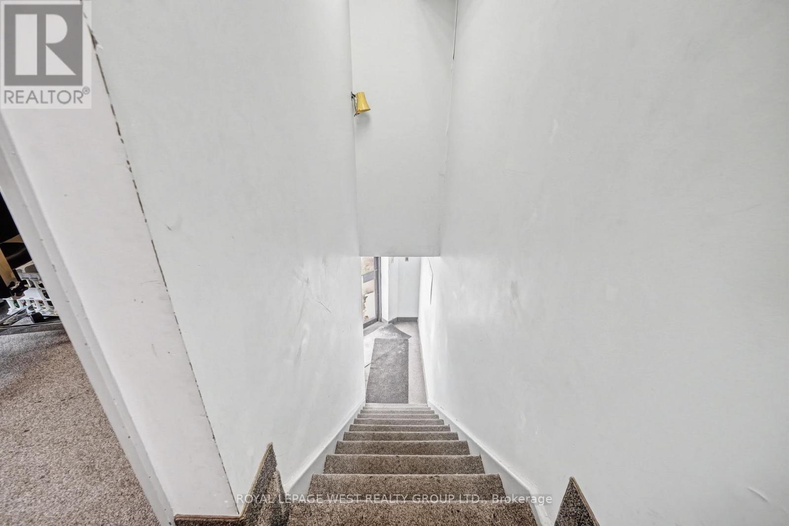 1 - 2 Steinway Boulevard, Toronto, Ontario  M9W 6J8 - Photo 5 - W12761166