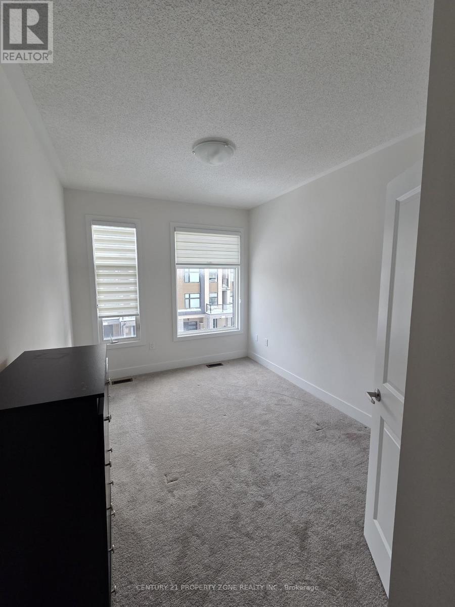 1287 Dempster Lane, Oakville, Ontario  L6H 7Y8 - Photo 8 - W12745074