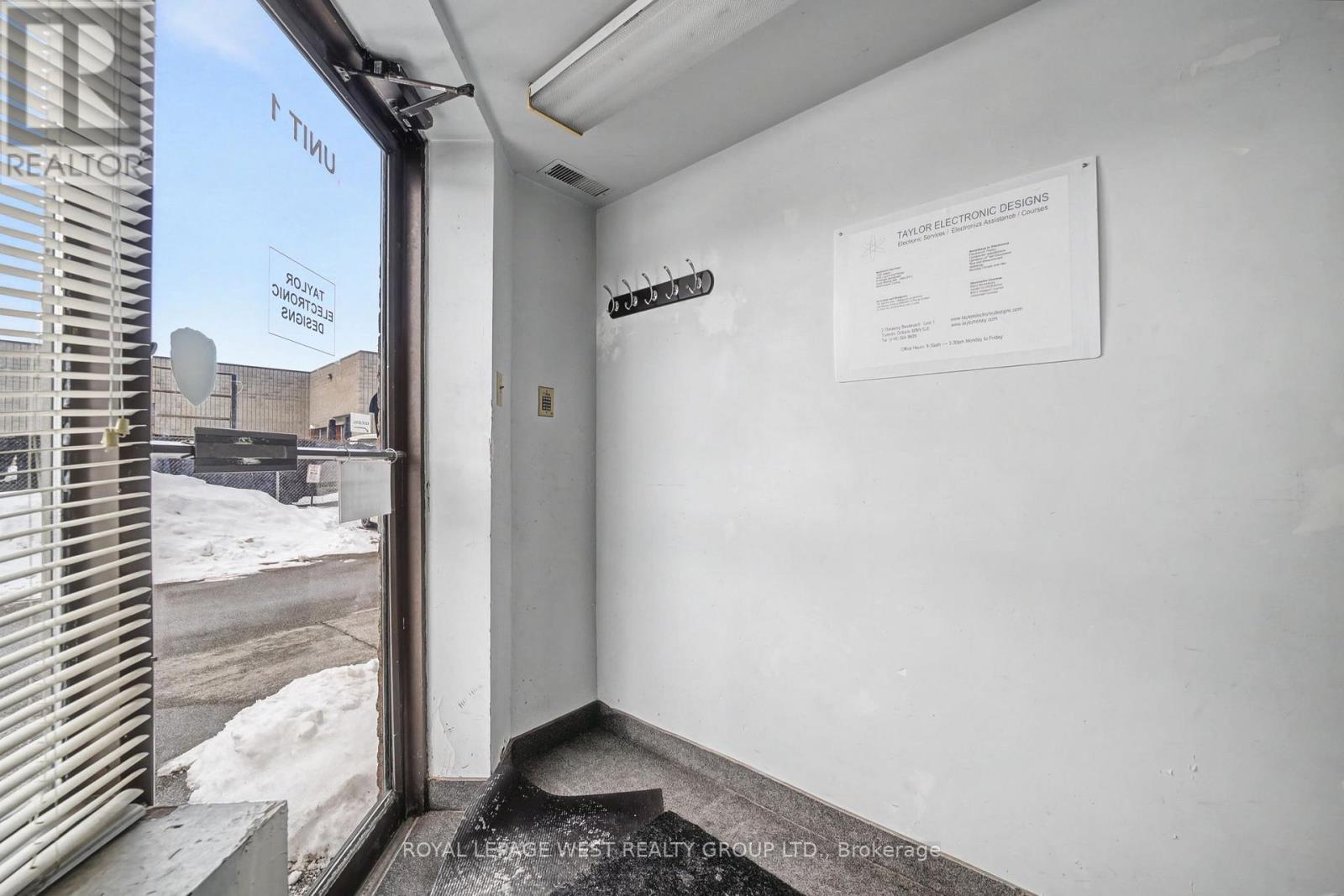 1 - 2 Steinway Boulevard, Toronto, Ontario  M9W 6J8 - Photo 4 - W12761166