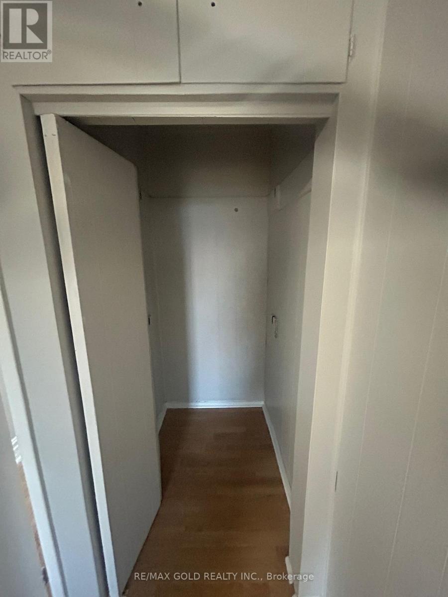 15378 Airport Road, Caledon, Ontario  L7C 1E6 - Photo 11 - W12745538