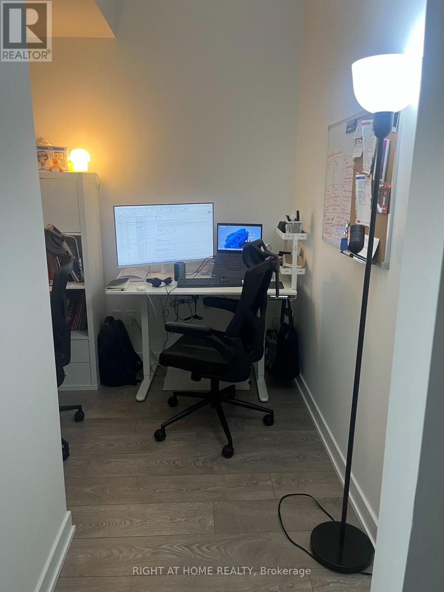 506 - 28 Ann Street, Mississauga, Ontario  L5G 0E1 - Photo 6 - W12761198