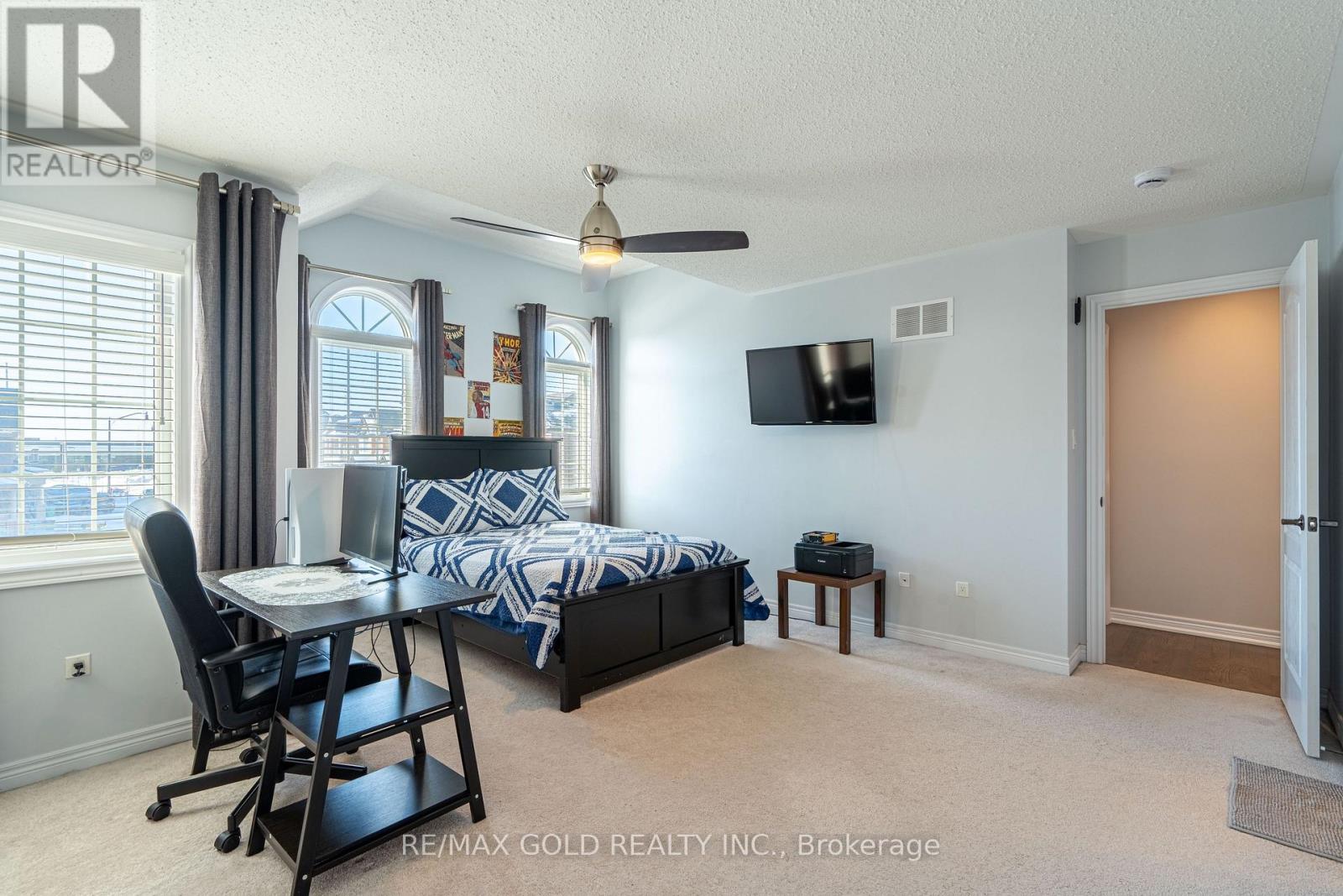 10 Spokanne Street, Brampton (Sandringham-Wellington North), Ontario  L6R 4A2 - Photo 30 - W12756232