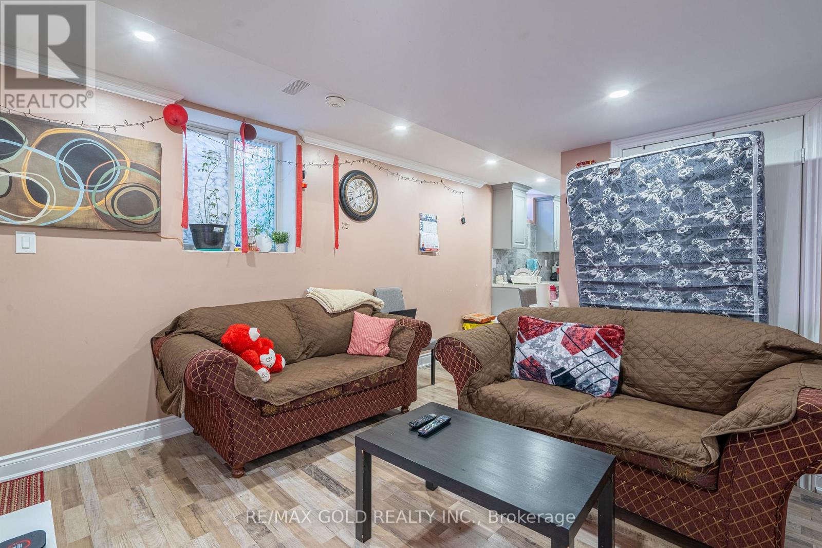 10 Spokanne Street, Brampton (Sandringham-Wellington North), Ontario  L6R 4A2 - Photo 36 - W12756232