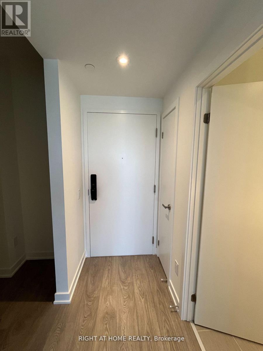 506 - 28 Ann Street, Mississauga, Ontario  L5G 0E1 - Photo 4 - W12761198