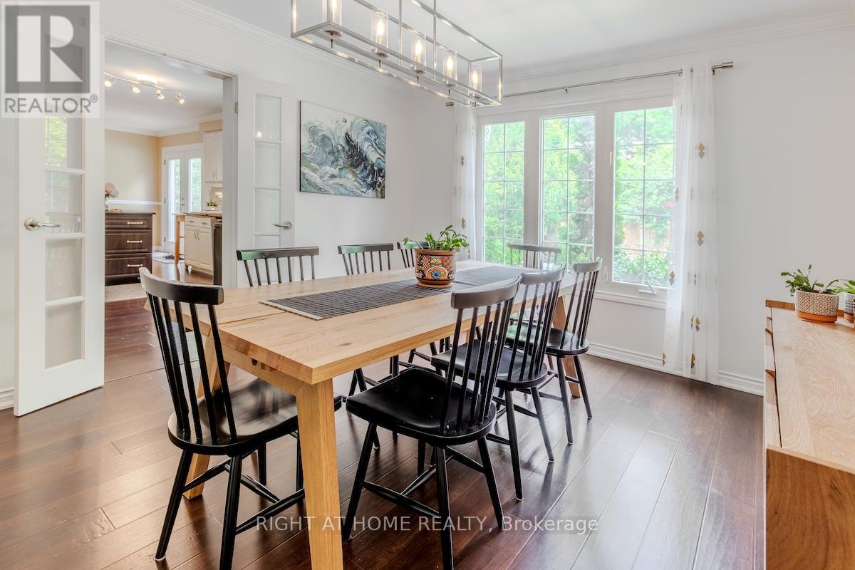 1456 Ballyclare Drive, Mississauga (Erindale), Ontario  L5C 1J5 - Photo 18 - W12761324