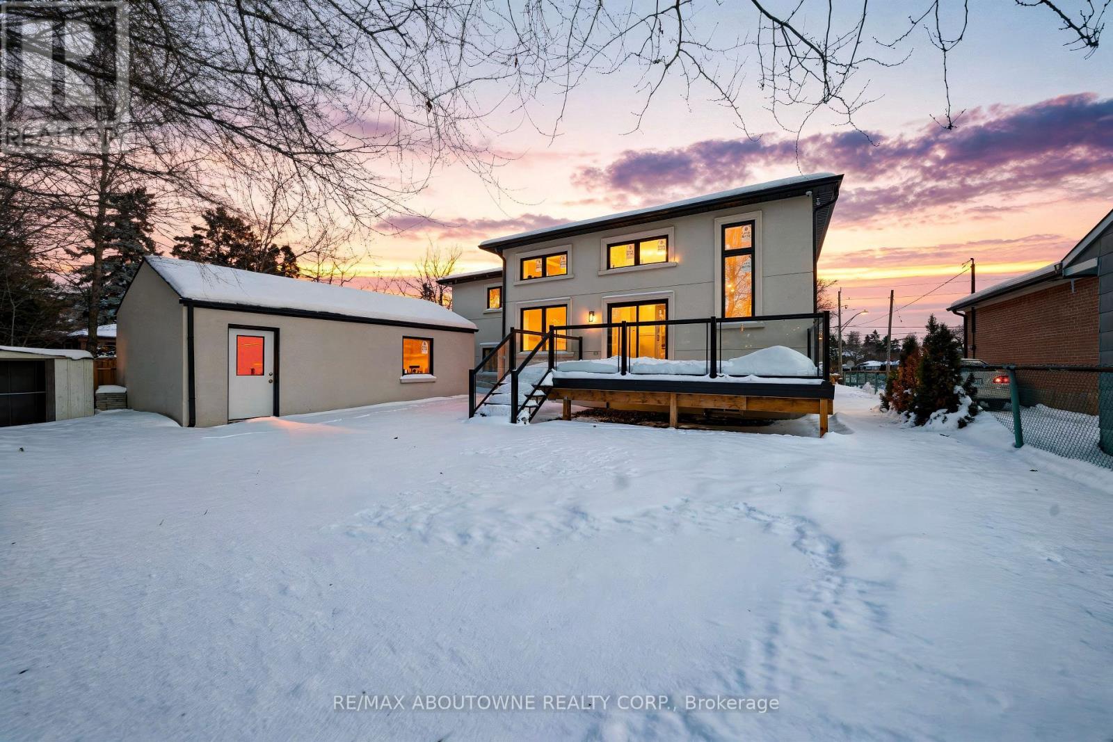 2091 Bridge Road, Oakville, Ontario  L6L 2E8 - Photo 37 - W12758820