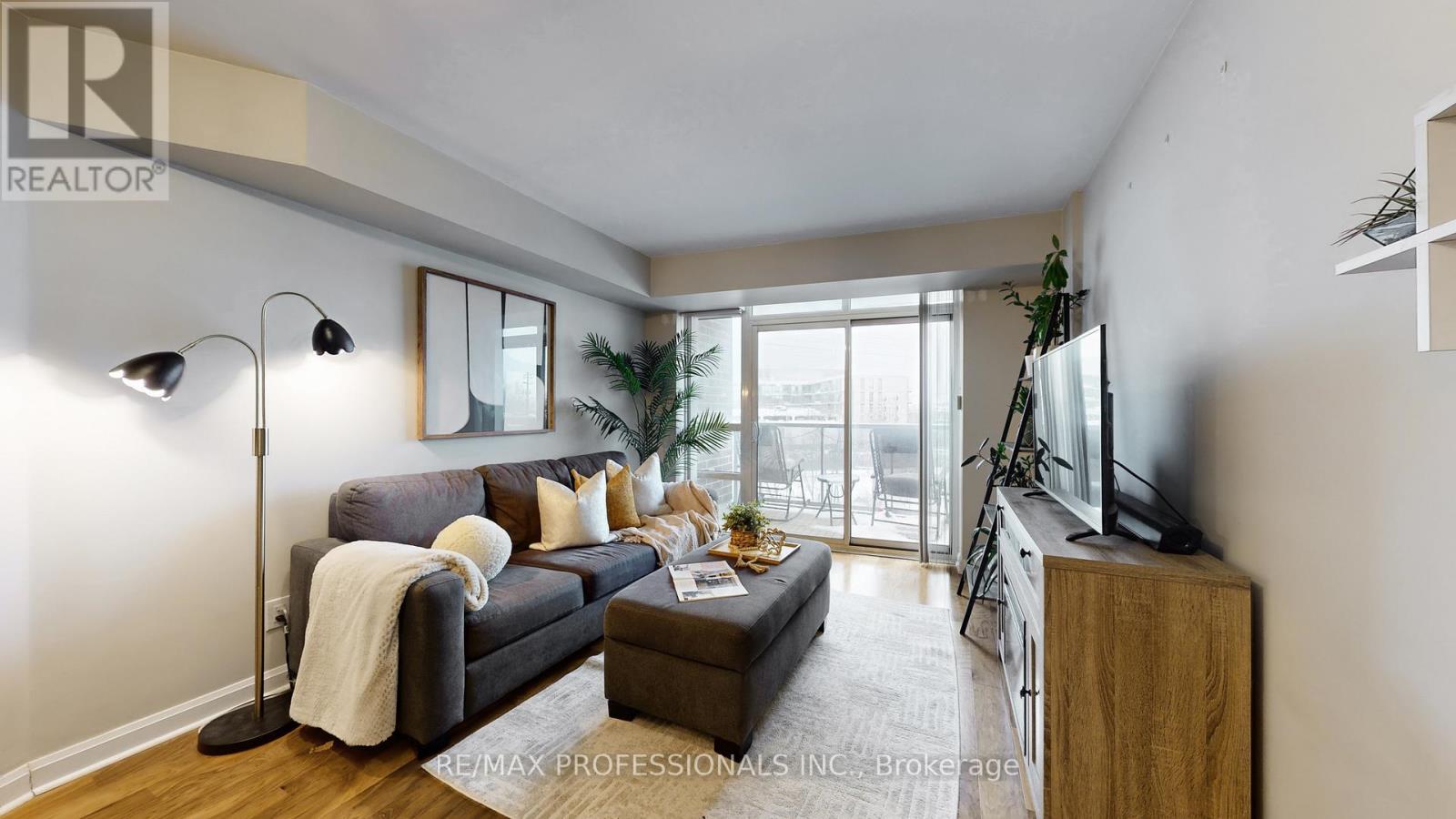 305 - 1 MICHAEL POWER PLACE, Toronto, Ontario