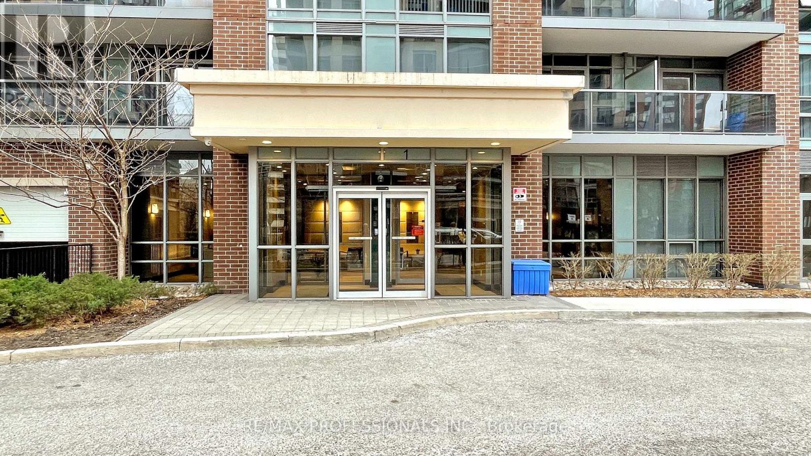 305 - 1 Michael Power Place, Toronto, Ontario  M9A 0A1 - Photo 38 - W12761046