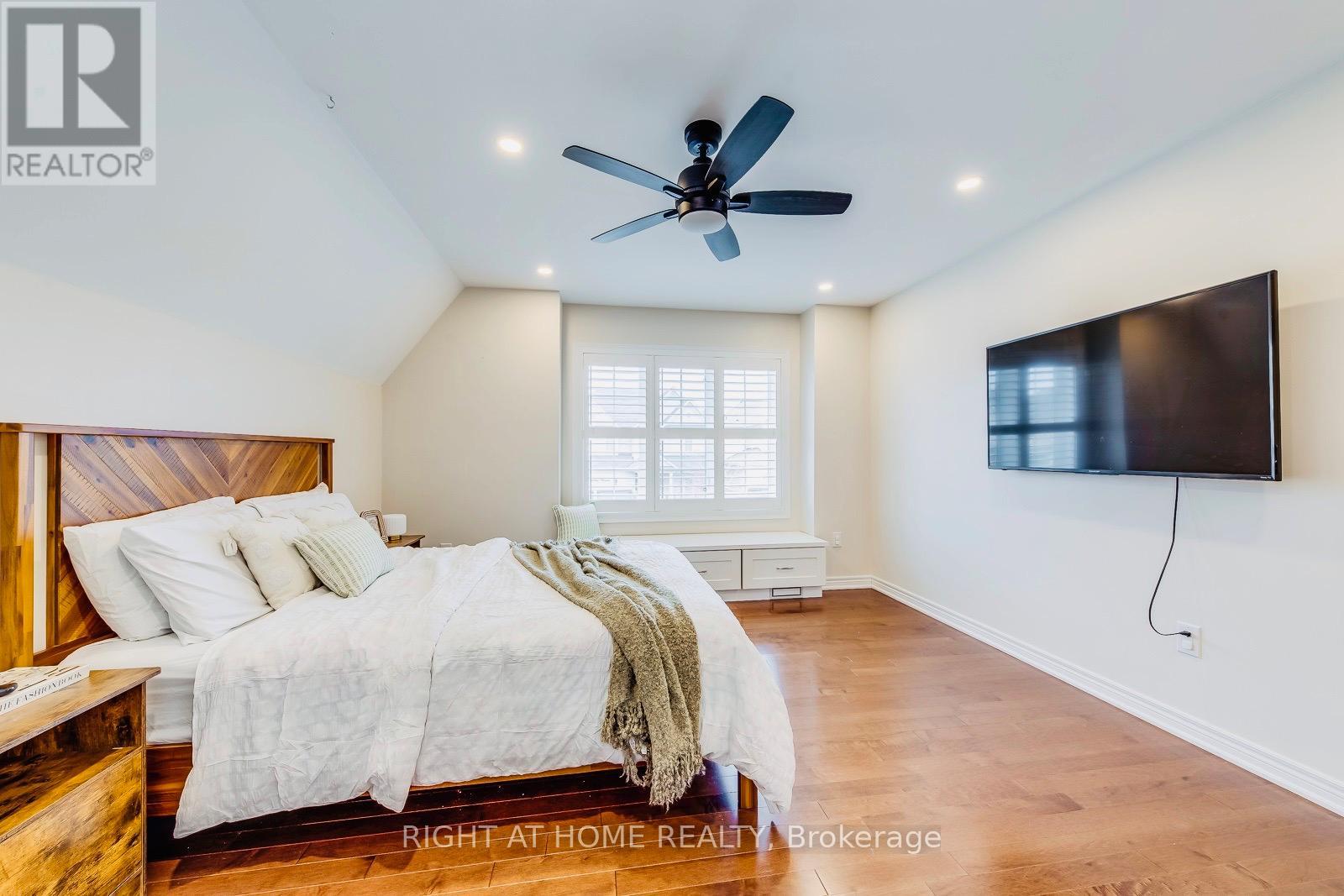 10 Cedarholme Avenue, Caledon, Ontario  L7C 3S9 - Photo 19 - W12761414