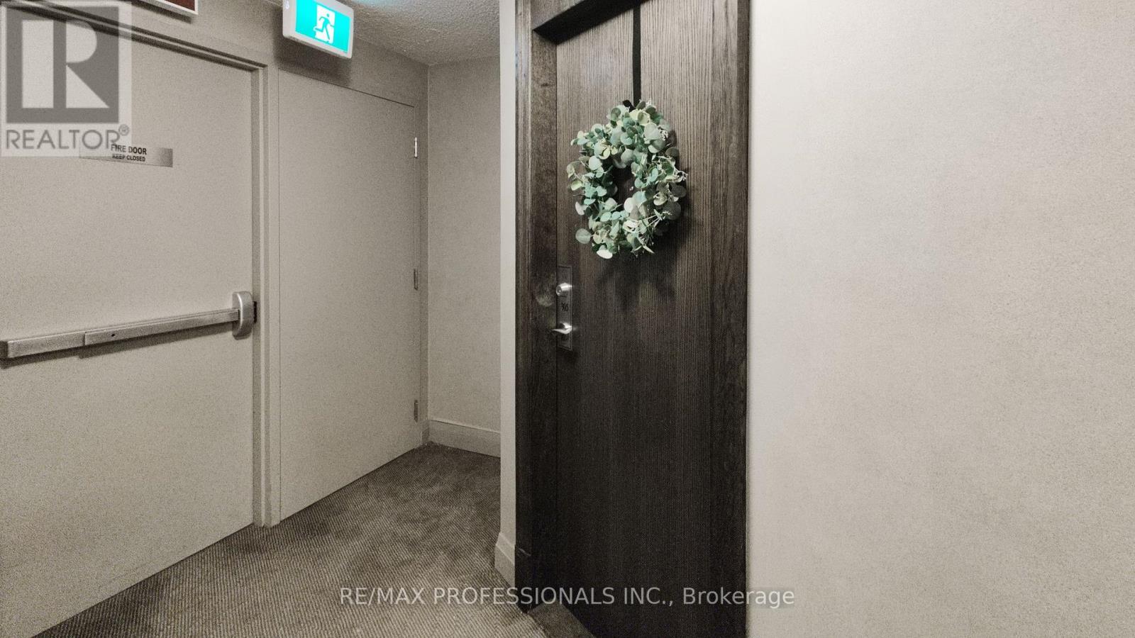 305 - 1 Michael Power Place, Toronto, Ontario  M9A 0A1 - Photo 27 - W12761046