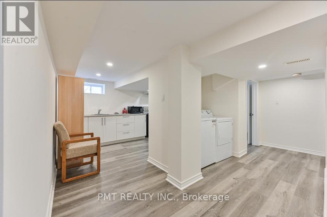 Bsmt - 406 Nairn Avenue, Toronto (Caledonia-Fairbank), Ontario  M6E 4J3 - Photo 5 - W12761404