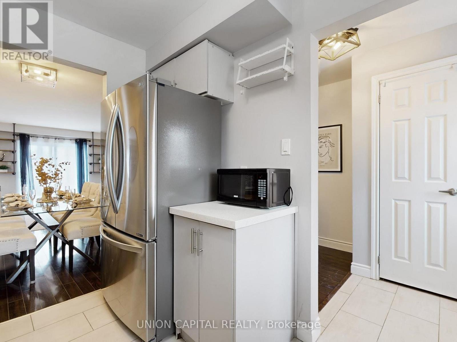 119 - 2779 Gananoque Drive, Mississauga (Meadowvale), Ontario  L5N 2E4 - Photo 8 - W12761484