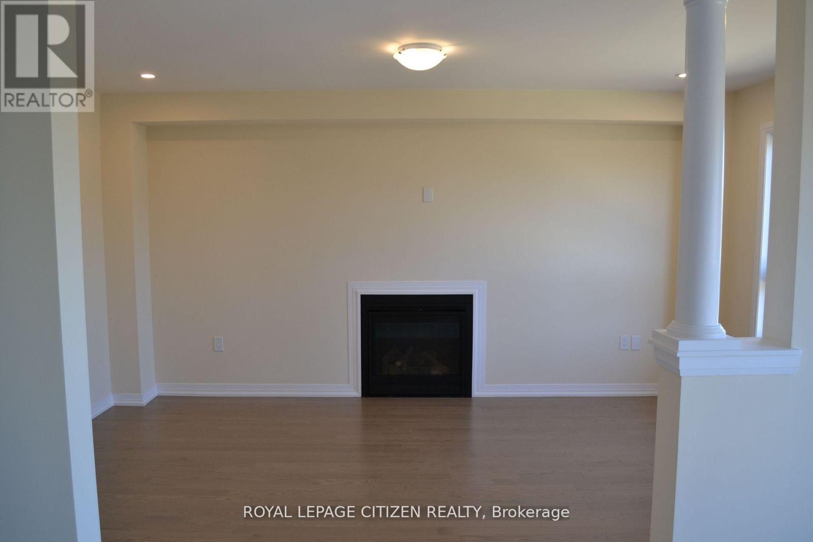 41 Carew Boulevard, Kawartha Lakes, Ontario  K9V 0P7 - Photo 12 - X12761096