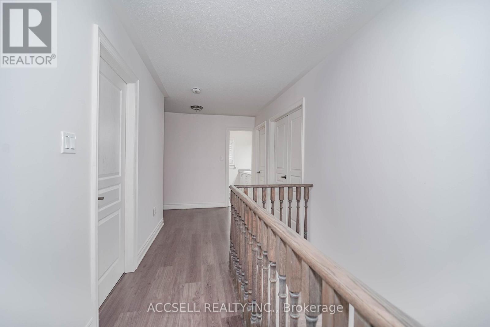 10 Dopp Crescent, Brampton, Ontario  L6P 4C8 - Photo 23 - W12761540