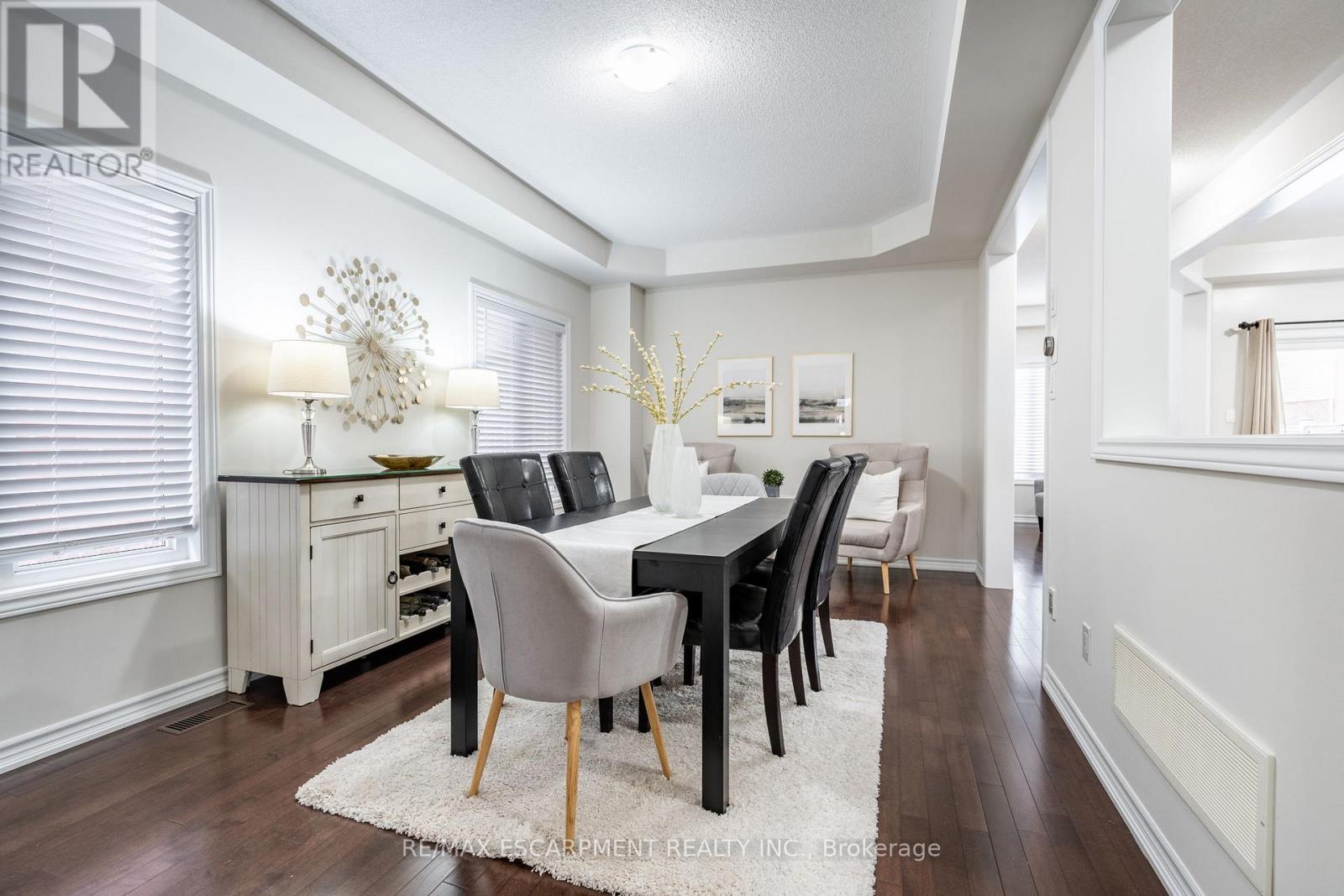 1327 Ruddy Crescent, Milton, Ontario  L9T 8M3 - Photo 4 - W12761488