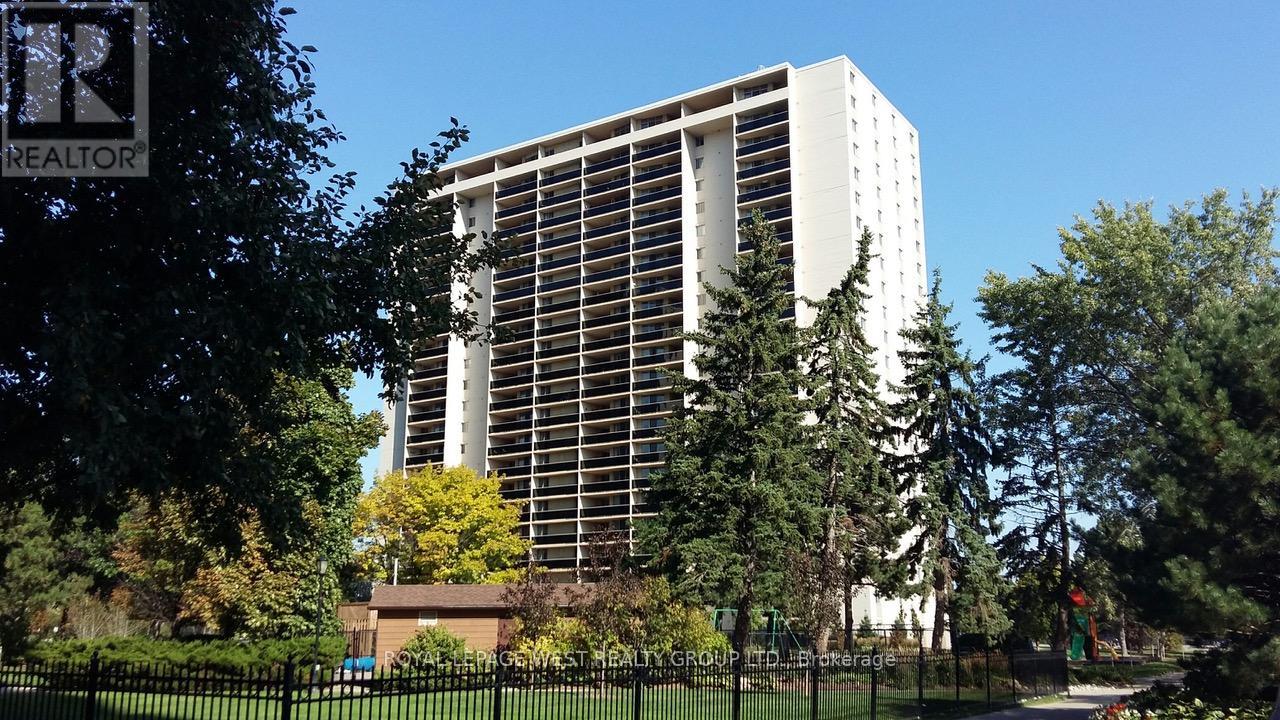 1408 - 812 BURNHAMTHORPE ROAD, Toronto, Ontario