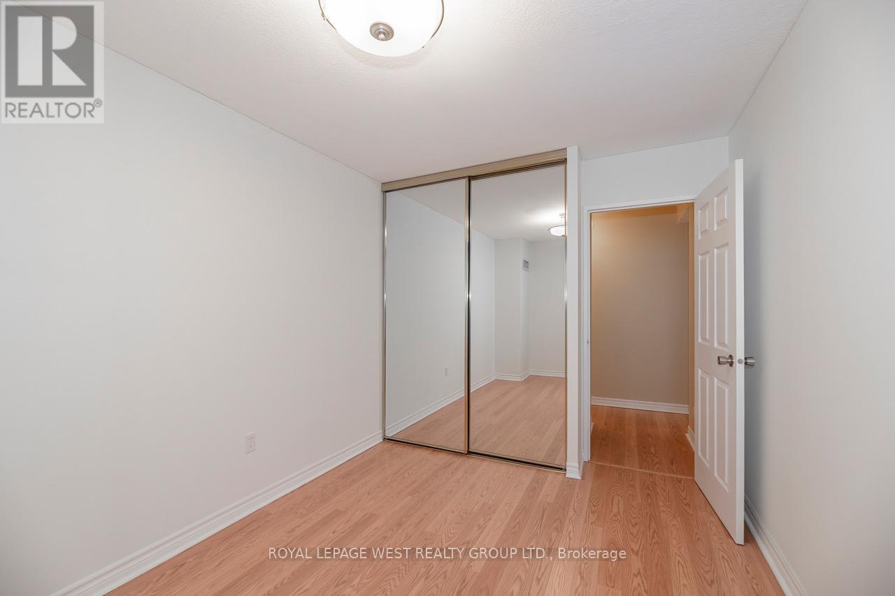 1408 - 812 Burnhamthorpe Road, Toronto (Markland Wood), Ontario  M9C 4W1 - Photo 18 - W12761588