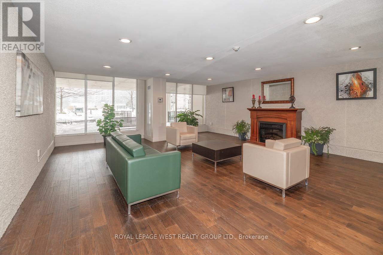 1408 - 812 Burnhamthorpe Road, Toronto (Markland Wood), Ontario  M9C 4W1 - Photo 21 - W12761588