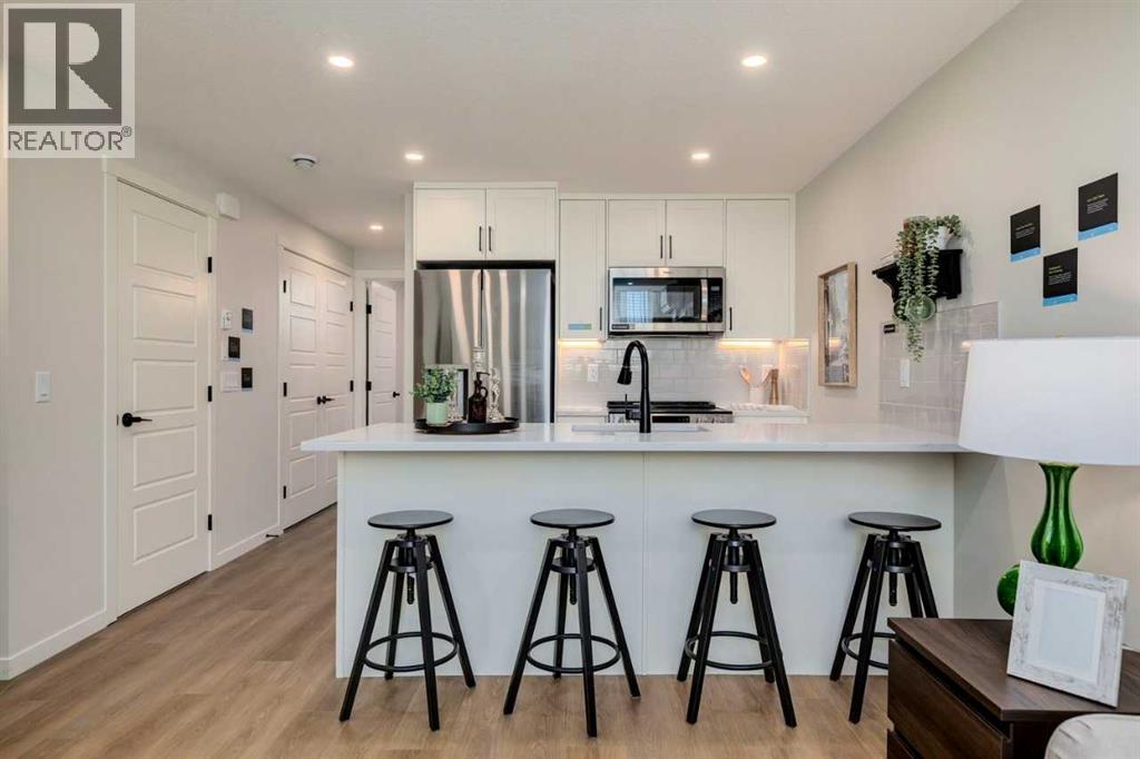 111, 155 Crimson Ridge Place Nw, Calgary, Alberta  T3L 2M4 - Photo 2 - A2284624