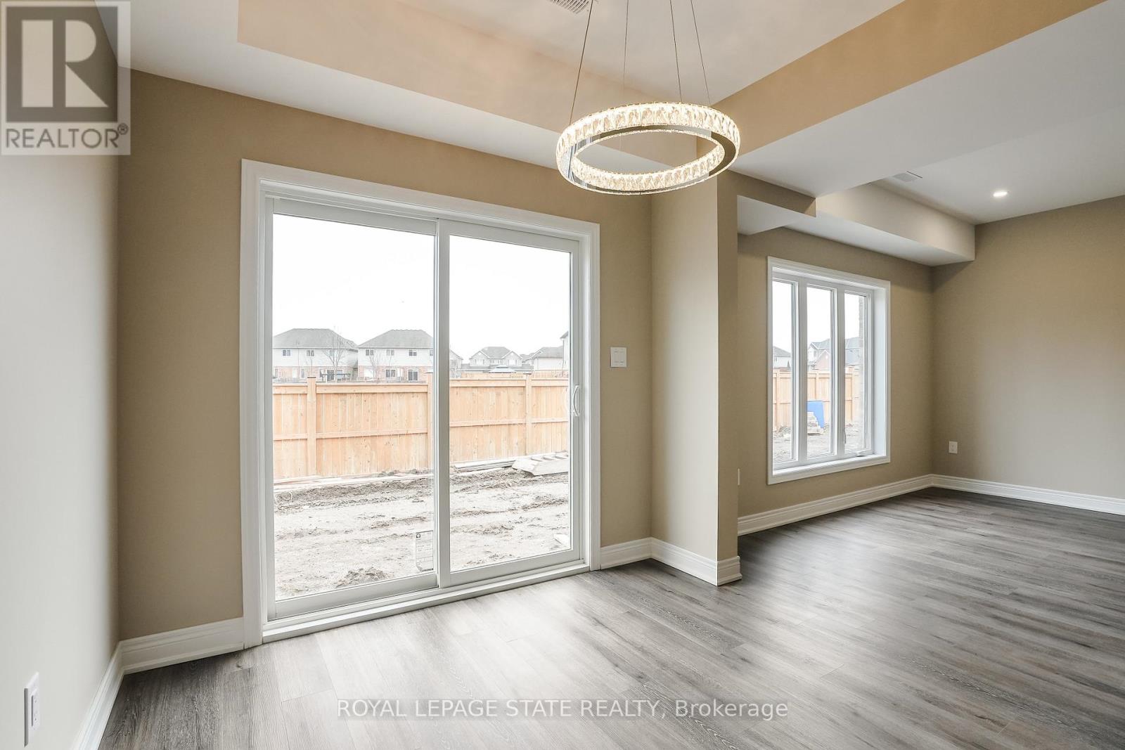 Upper - 177 Rykert Street, St. Catharines (Western Hill), Ontario  L2S 2B5 - Photo 10 - X12761256