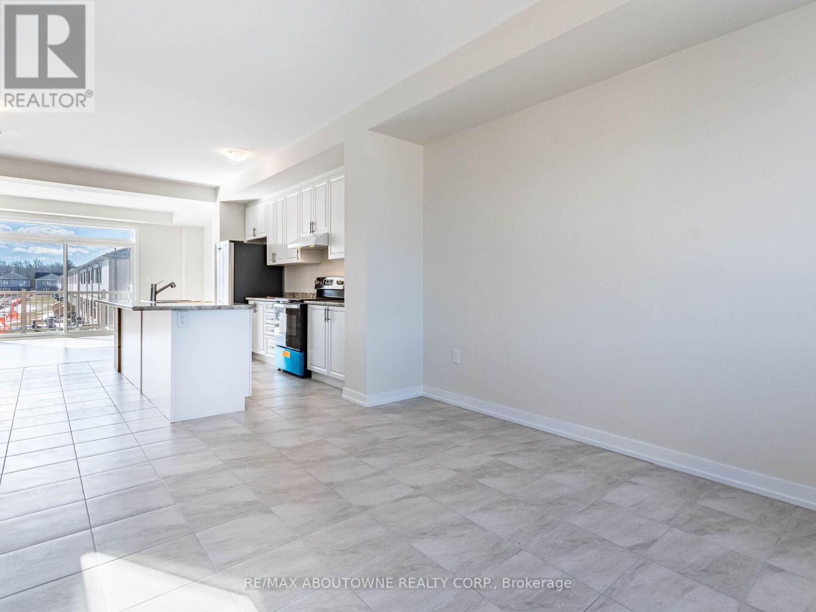 81 Melody Lane, Thorold (Hurricane/merrittville), Ontario  L3B 0L4 - Photo 17 - X12761294