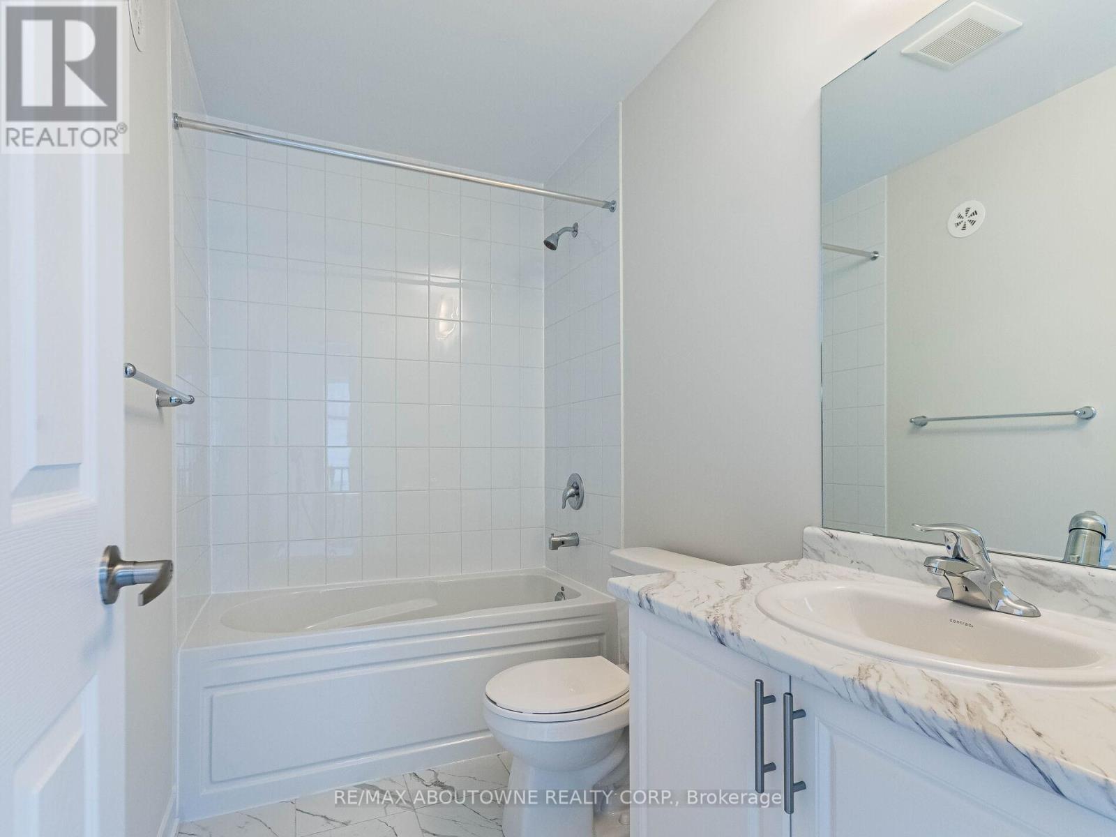 81 Melody Lane, Thorold (Hurricane/merrittville), Ontario  L3B 0L4 - Photo 31 - X12761294