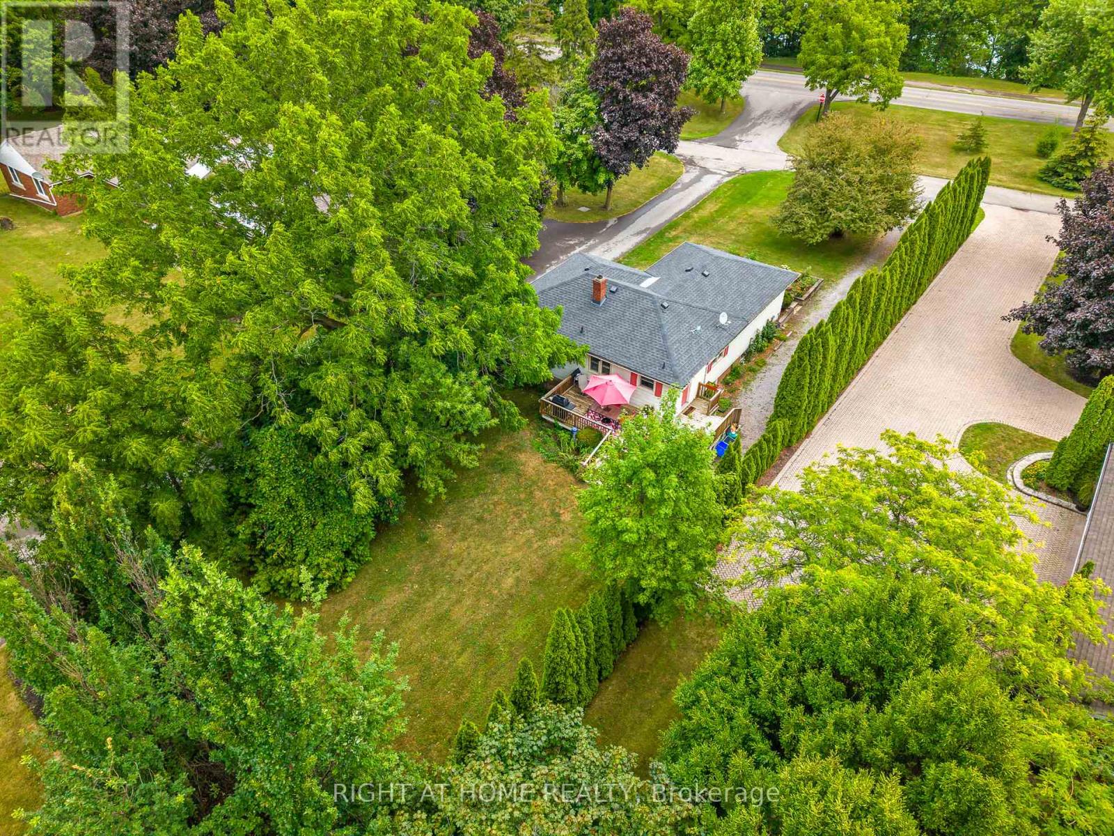 15756 Niagara Parkway, Niagara-On-The-Lake (River), Ontario  L0S 1J0 - Photo 34 - X12761358