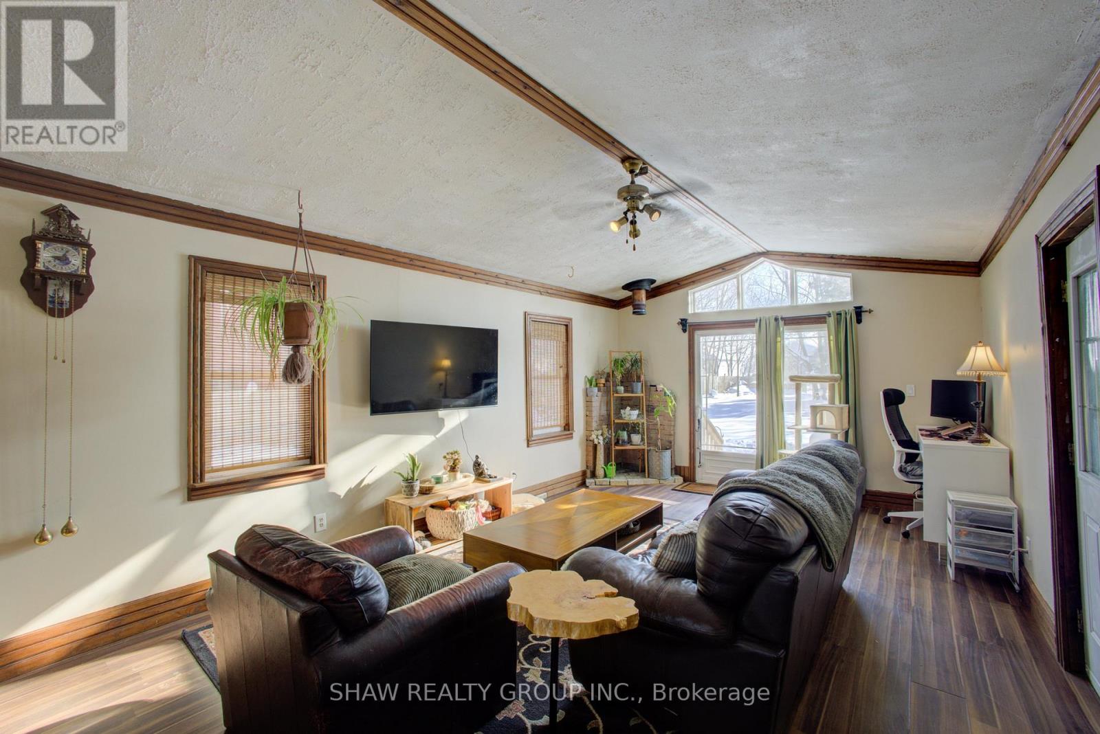 169 Main Street, North Perth, Ontario  N0G 1B0 - Photo 12 - X12761442