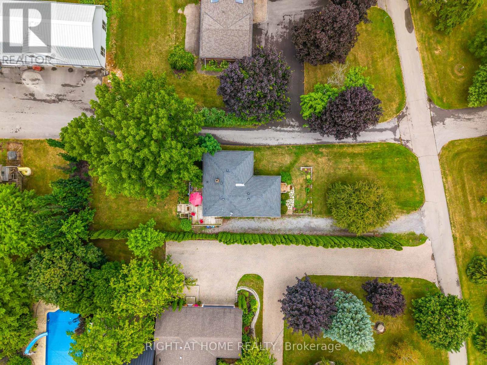 15756 Niagara Parkway, Niagara-On-The-Lake (River), Ontario  L0S 1J0 - Photo 35 - X12761358