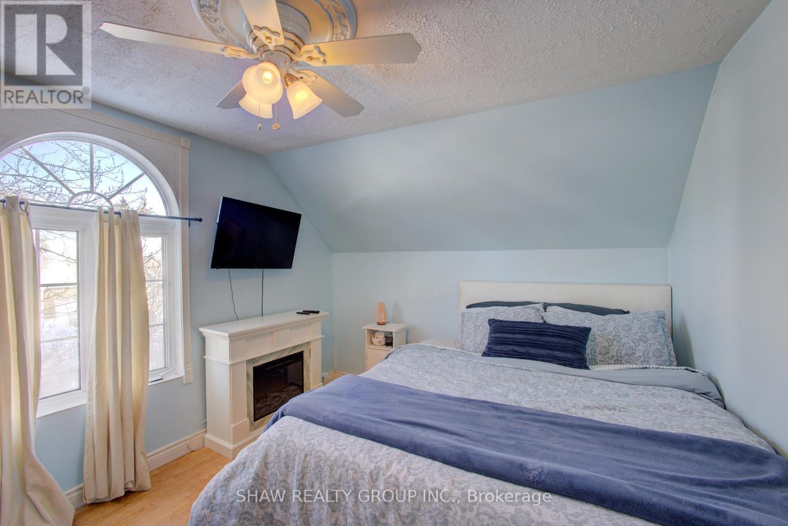 169 Main Street, North Perth, Ontario  N0G 1B0 - Photo 23 - X12761442