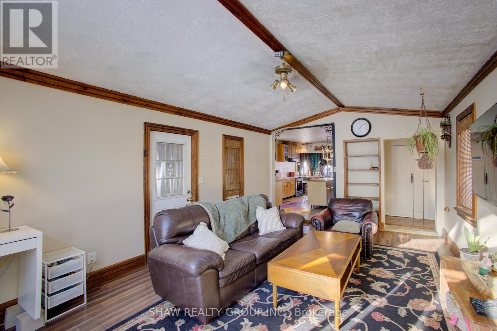 169 Main Street, North Perth, Ontario  N0G 1B0 - Photo 14 - X12761442