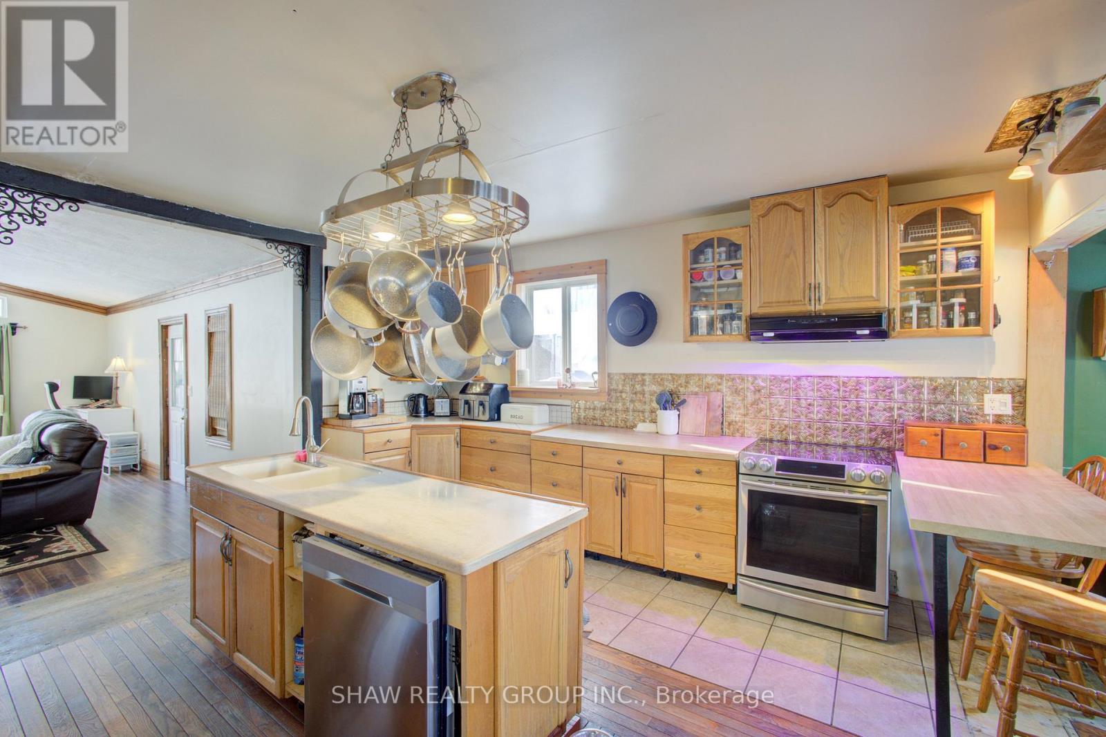 169 Main Street, North Perth, Ontario  N0G 1B0 - Photo 8 - X12761442