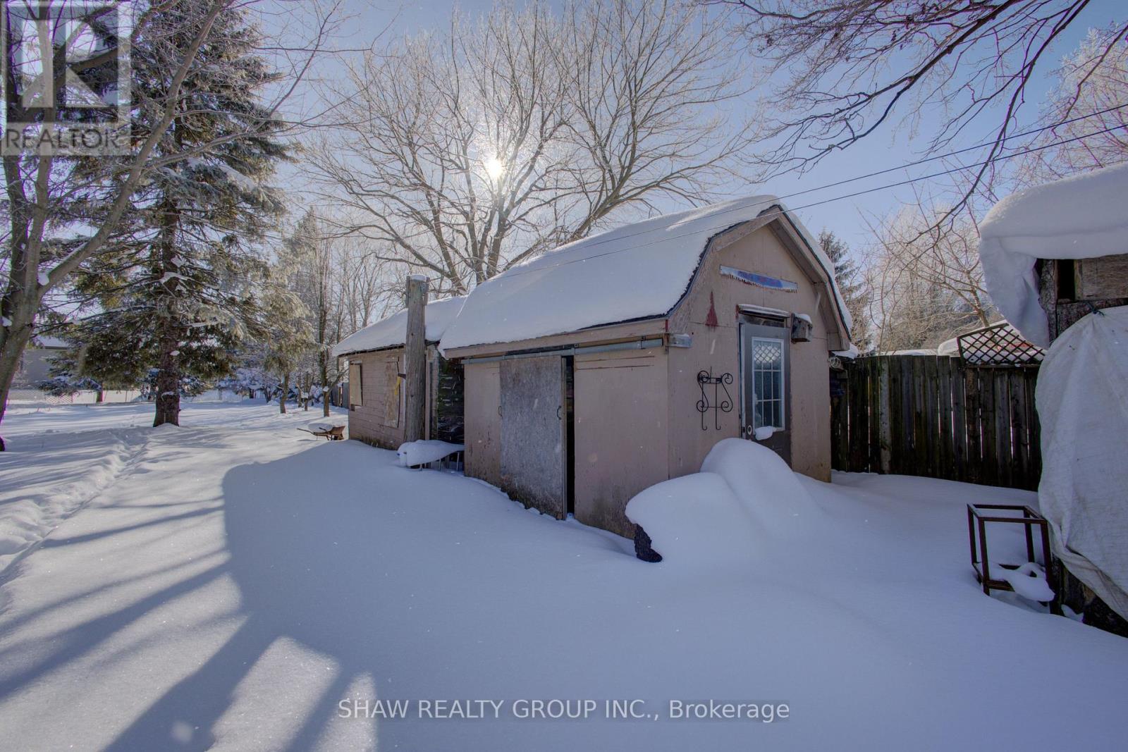 169 Main Street, North Perth, Ontario  N0G 1B0 - Photo 35 - X12761442