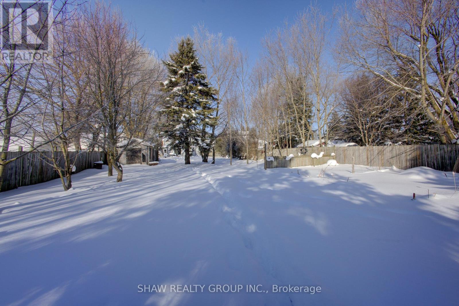 169 Main Street, North Perth, Ontario  N0G 1B0 - Photo 39 - X12761442