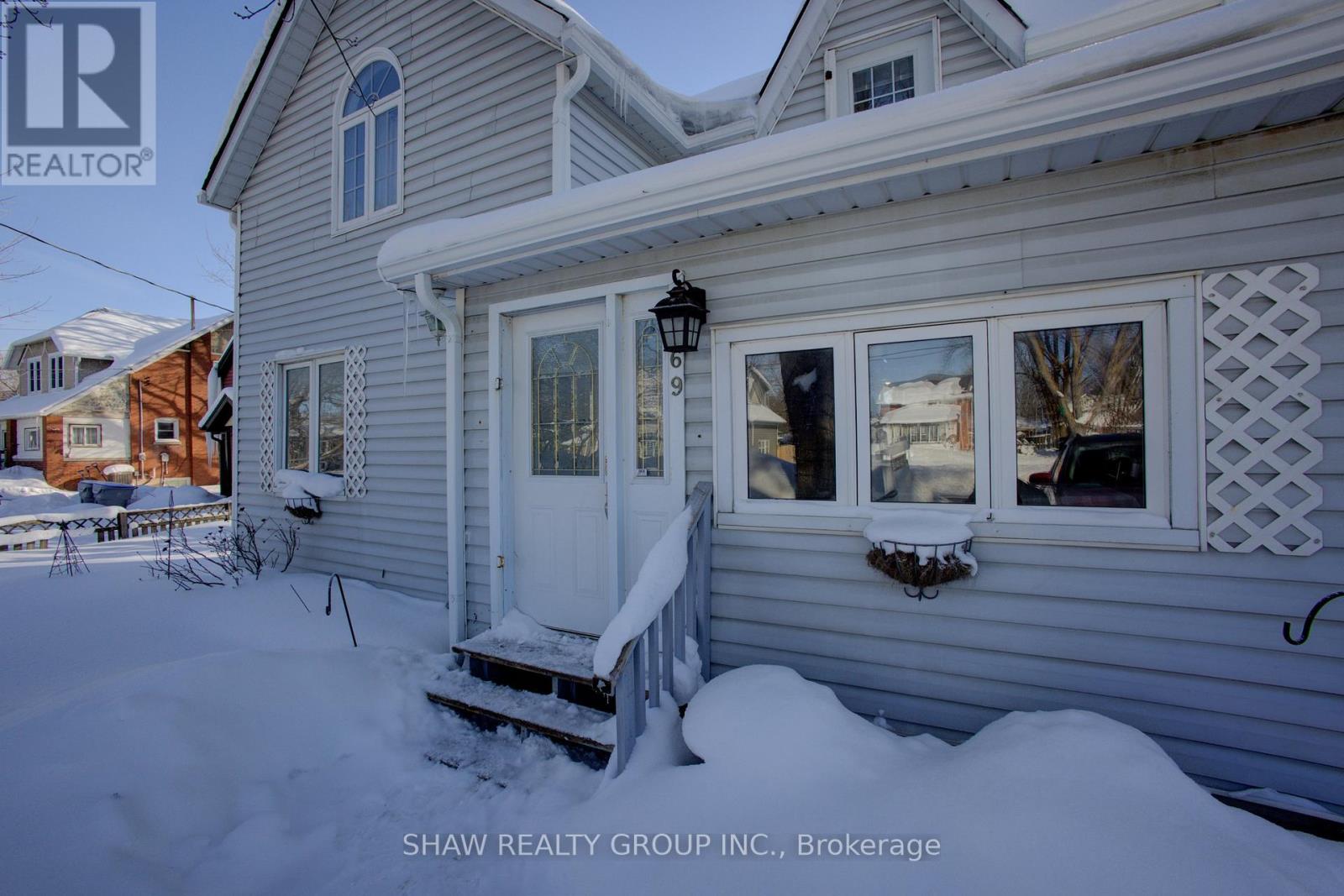 169 Main Street, North Perth, Ontario  N0G 1B0 - Photo 3 - X12761442