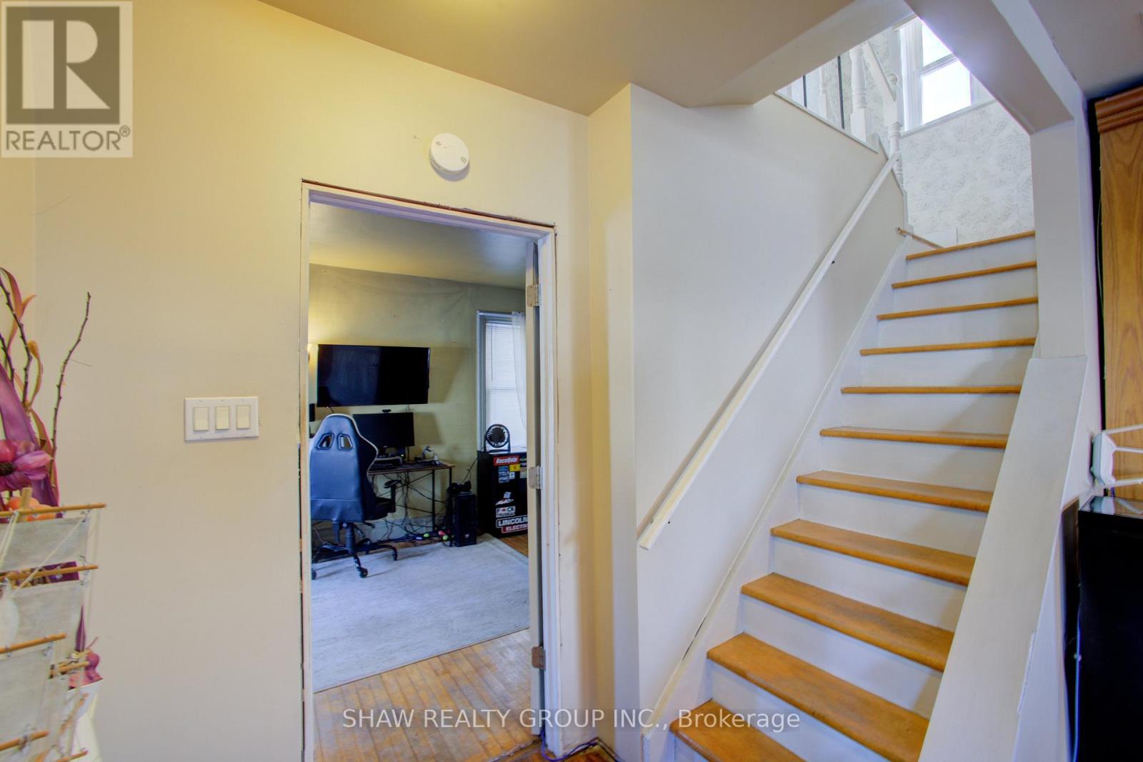 169 Main Street, North Perth, Ontario  N0G 1B0 - Photo 18 - X12761442