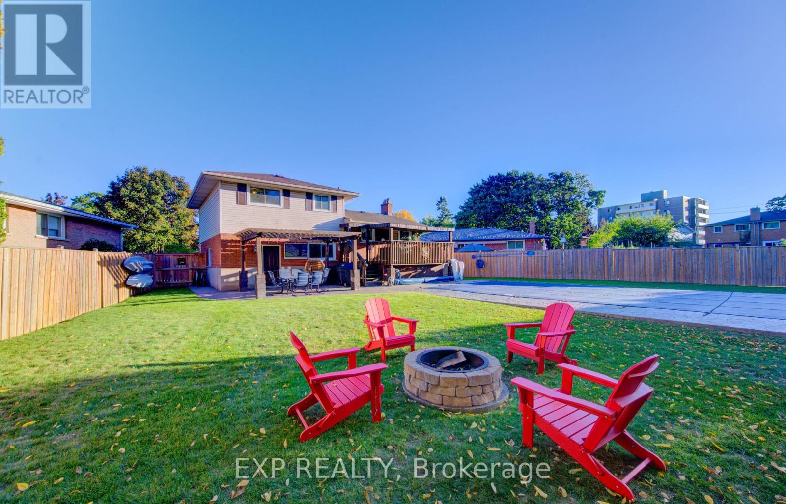 36 Blackfriars Place, Kitchener, Ontario  N2A 1M5 - Photo 44 - X12466989