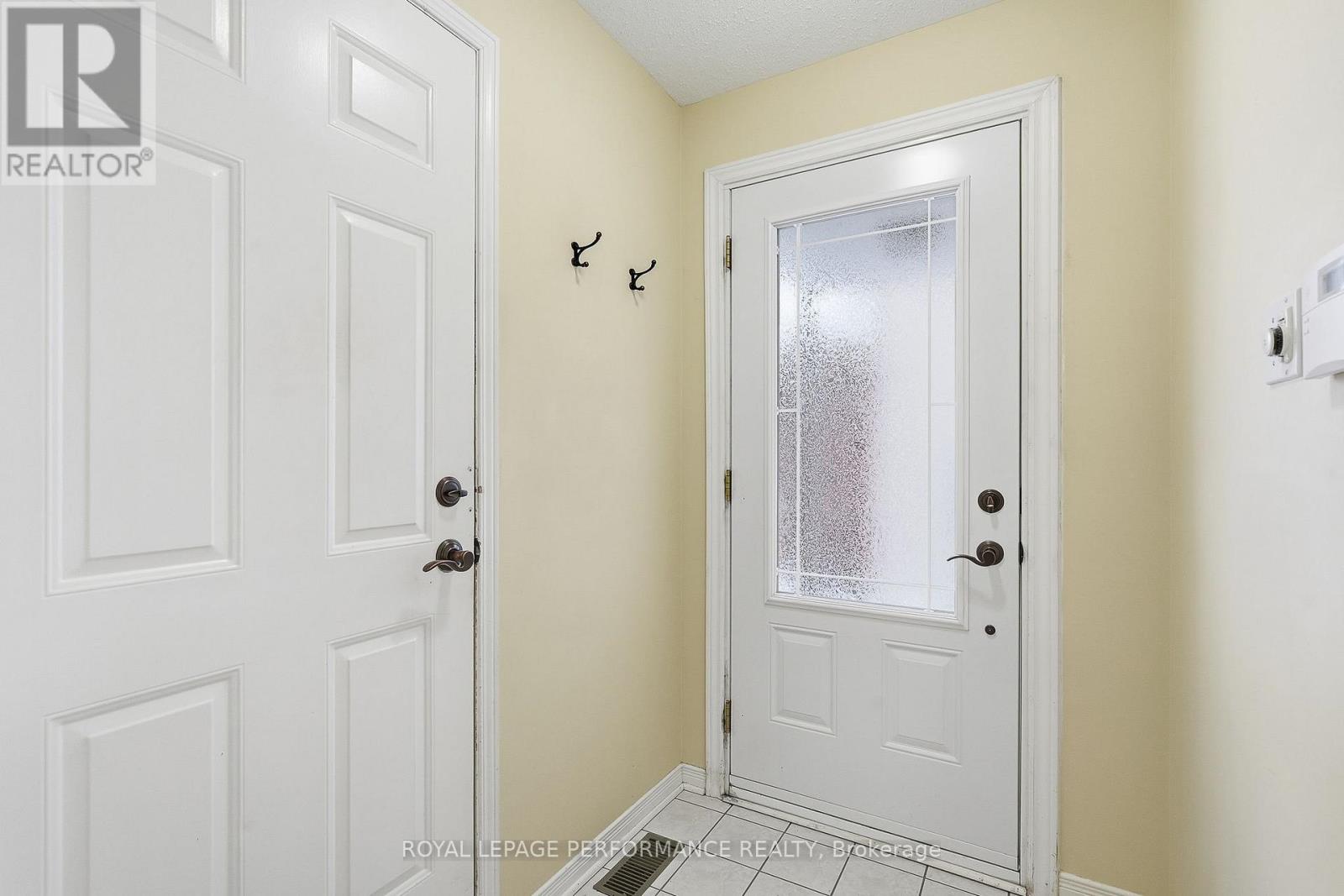 1853 Sunland Drive, Ottawa, Ontario  K4A 3S8 - Photo 22 - X12767606