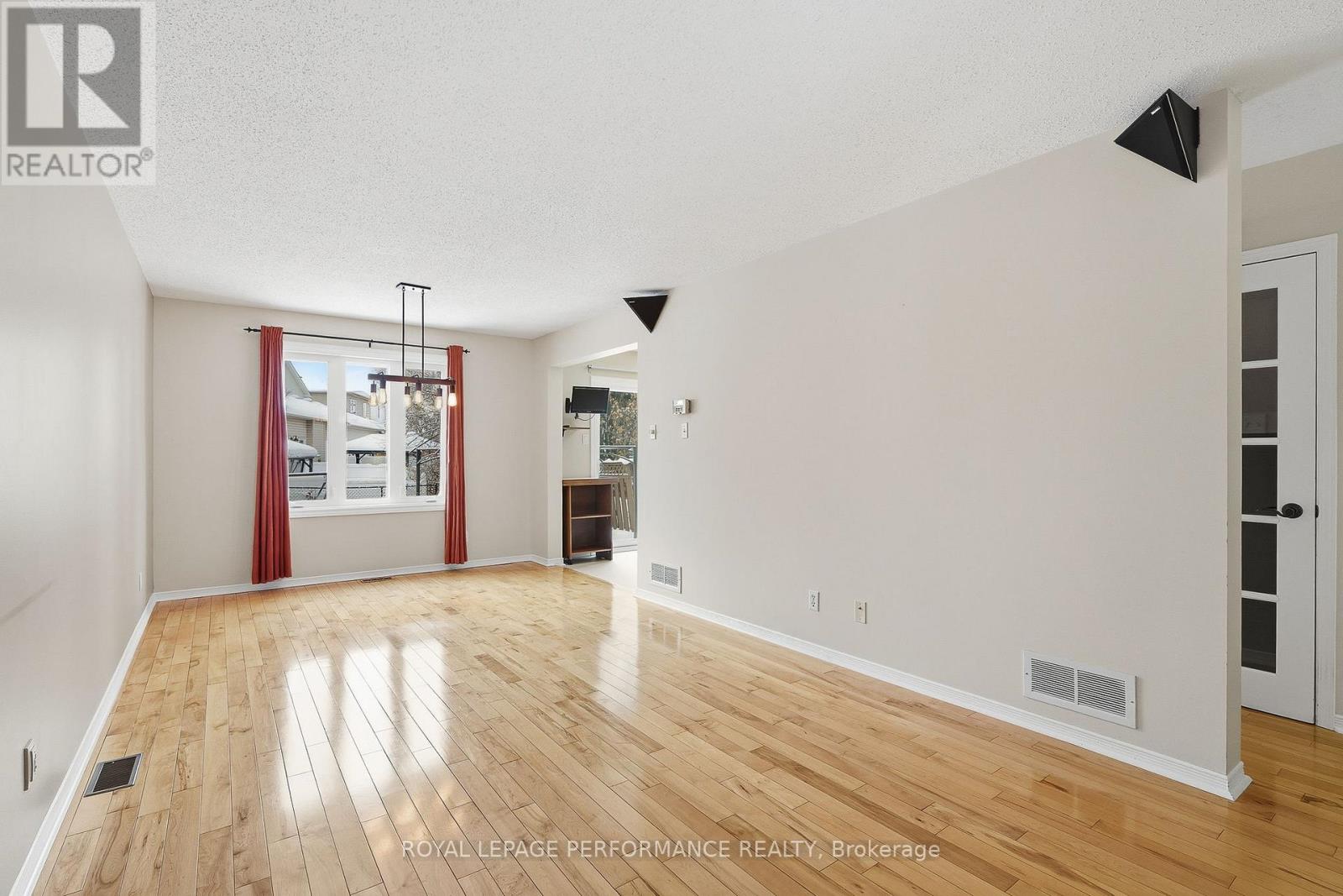 1853 Sunland Drive, Ottawa, Ontario  K4A 3S8 - Photo 8 - X12767606