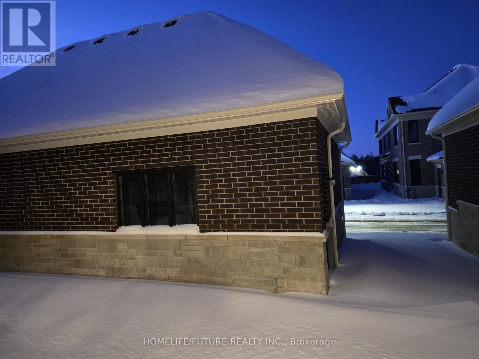 166 Alcorn Drive, Kawartha Lakes (Lindsay), Ontario  K9V 0T2 - Photo 15 - X12761480