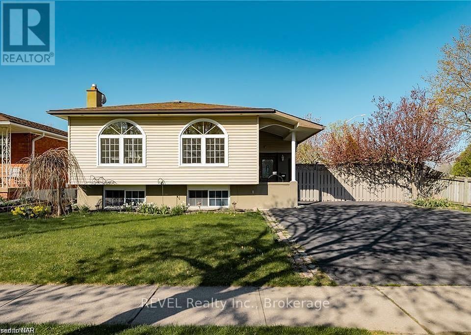 Upper - 6495 Pitton Road, Niagara Falls, Ontario  L2H 1Z9 - Photo 1 - X12761518