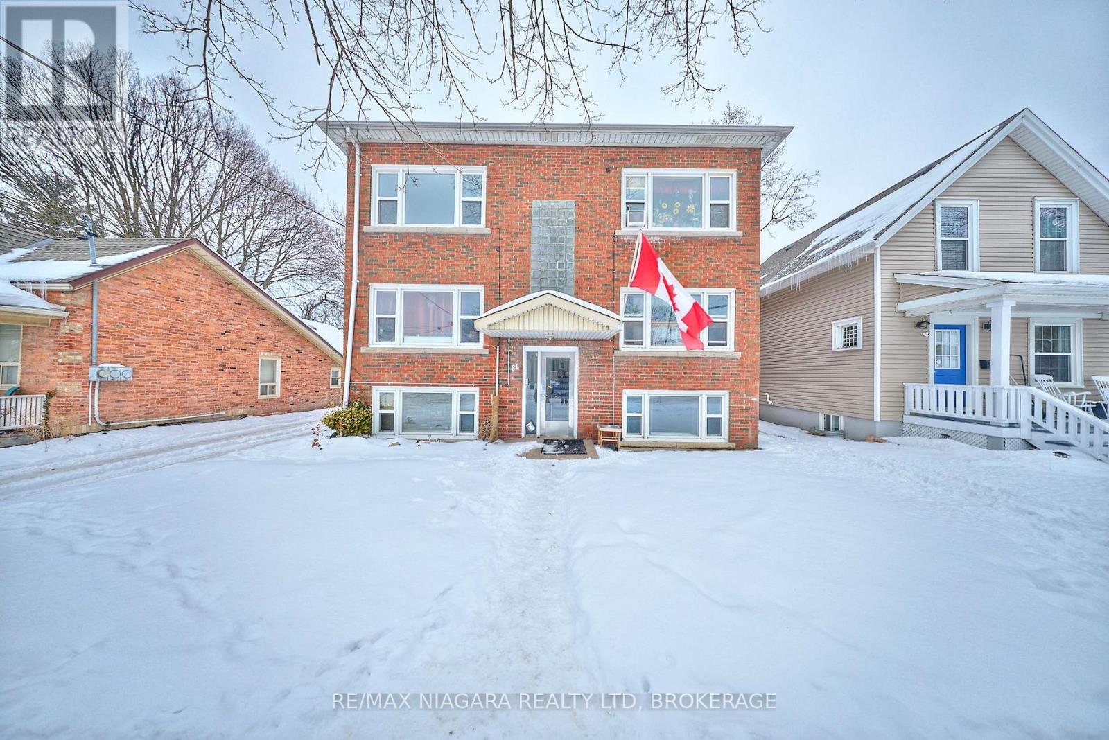 5 - 81 Maple Street, St. Catharines, Ontario  L2R 2B1 - Photo 1 - X12761562